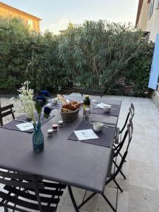 Cozy House with Garden, 3 Bedrooms & PMR Comfort