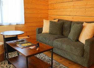 Les Cabanes du Moulin de lOrtille & SPA