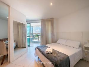 Estúdio em Prédio c Piscina e Academia MPZ0902