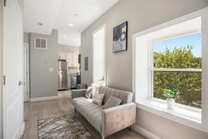 The Castle 3 Condos for Family Friends & Business