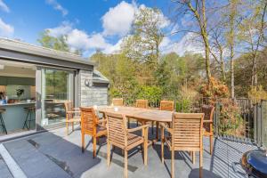 4 Bed in Water Yeat oc-c30989