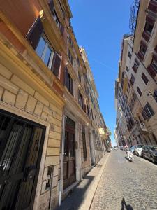 DOMVS SPAGNA Via Gregoriana