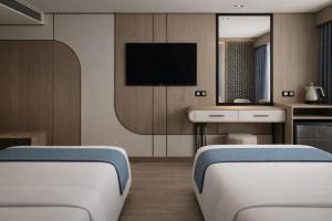 Five-Stars Deluxe River Kruz from Aswan to Luxor 3 Nights