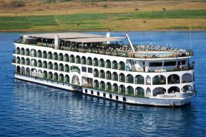 Five-Stars Deluxe River Kruz from Aswan to Luxor 3 Nights