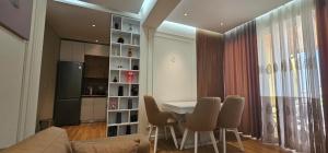 Eagle Nest Apartment