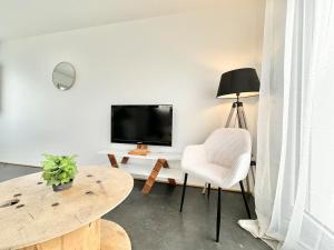 LAzura - Proche Gare - Parking & Extérieur Privé