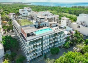 Macondo 5th av Brisa Padel Court and Pool