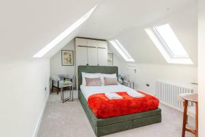 The Minimalists Retreat Oxford