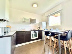 Le Bel Air - Coeur de Ville - Parking & Balcon