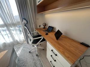 A B12 Cozy Retreat in Madinty with Work-Station