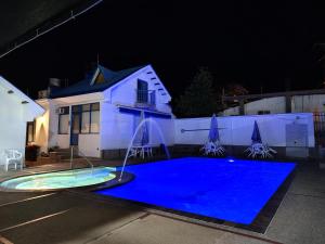Casa Quinta en Conjunto con Piscina y Jacuzzi