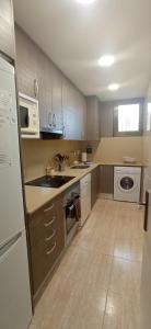 Costa Dorada Beach & Pool Apartment Cambrils