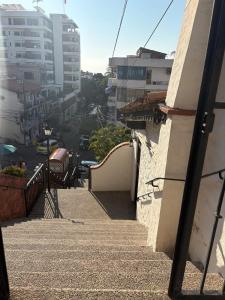 Condominium Birdcage #5, Zona Romantica