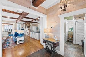 Memories By The Sea- Luxury Gulf-Front Retreat family friendly