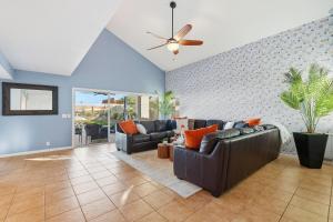 Paradise by The Pool- 4B Glendale Escape W Pool!