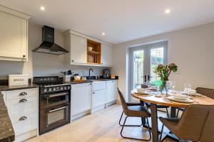 2 Bed in Bramfield oc-hs28017