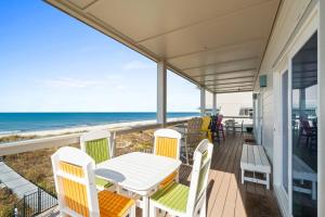 Seaside Seaesta- Gulf-front views private pool family friendly