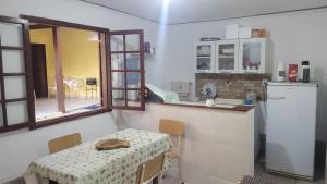 Casa com Varanda Próxima Praia do Centro