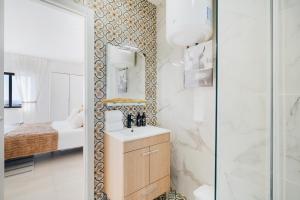 Boat Apartments Old Town by Ocvillas