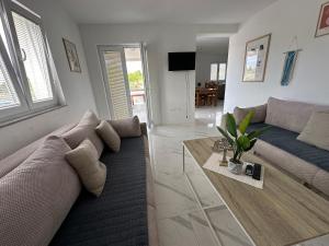 Apartment Gabriel Vrsi