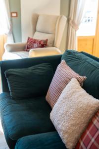 White Peak 77 – Panoramic Ski Slope Views