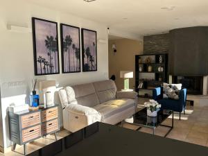 Villa provençale climatisée, piscine 5 chambres