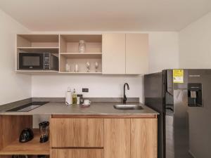 Engaging Loft with Balcony in Laureles