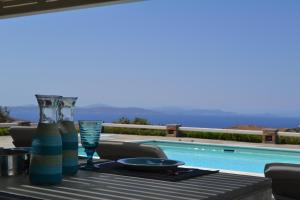 Luxury Kea Villa with Private Pool, Basketball Court & Stunning Views Near the Port