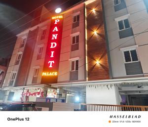 Hotel PANDIT PALACE