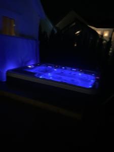 Exklusivt Spa-boende i Sala, Bastu & Jacuzzi Ingår