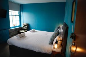 The Old Ship Aground