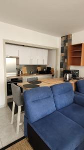 Lovely Studio 35 M2 in Pau city center - Bd des Pyrenées - private parking space