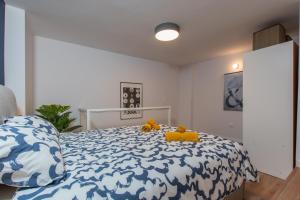 Modern Loft with Parking near White Tower