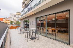 Apartamento business de alto padrão no Go24 com piscina