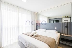 Apartamento business de alto padrão no Go24 com piscina