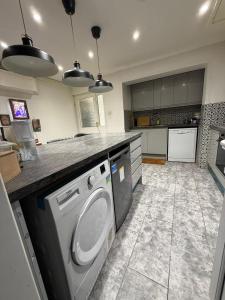 3 bed room family house with double bathrooms