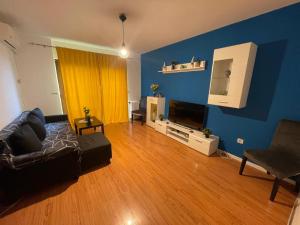 Apartment with gorgeous view of city center