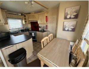 Golden palm Skegness 8 birth MV22