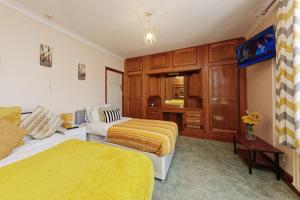 Spacious 4-Bedroom in Medway Gillingham-kent Ideal for Contractors & more