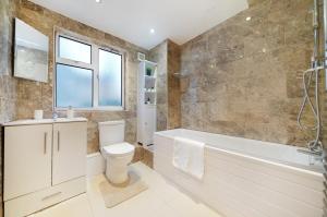 Stylish Apartment Near Canary Wharf Fast WiFi