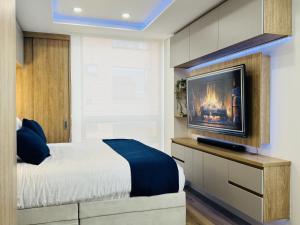 Rest among the Stars Exclusive Modern Loft