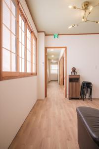 元気堂ビル - 新幹線高崎駅徒歩6分 - 和室洋室完備 - Wifiﾌﾟﾛｼﾞｪｸﾀｰ有 - 最大10名