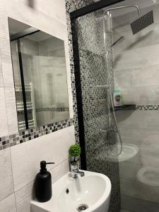 Julia Old Town Residence