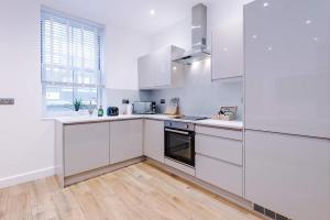 Old Town Hull Apt 2 - Sleeps 4 - Town Centre