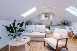 Old Town Hull Apt 3 - Two Bed - Sleeps 4