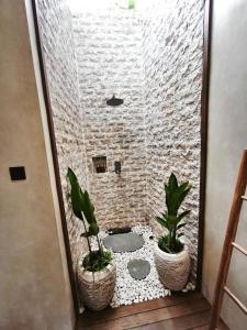 Luxury Jungle Villa in Ubud - Infinity Pool, River View & Total Privacy