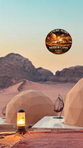 MARS MIRROR BUBBLE lUXURY CAMP