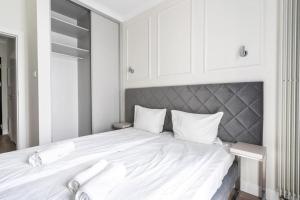 Urban Chic - Mennica Residence - City Center Warsaw