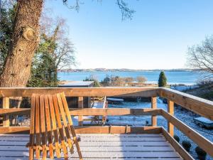 Family-Friendly Cottage Near the Coast