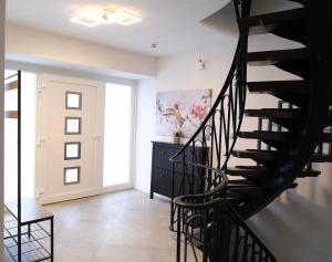 Deluxe House mit Terrasse & Garten - Komfort & Raum